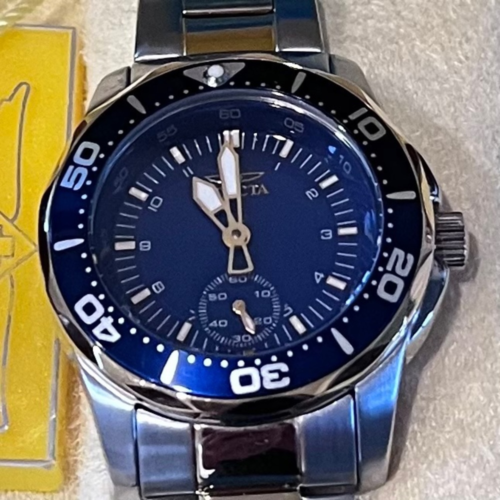 Invicta Blue and Silver Watch NWT💙🩶 NWT - Picture 3 of 8